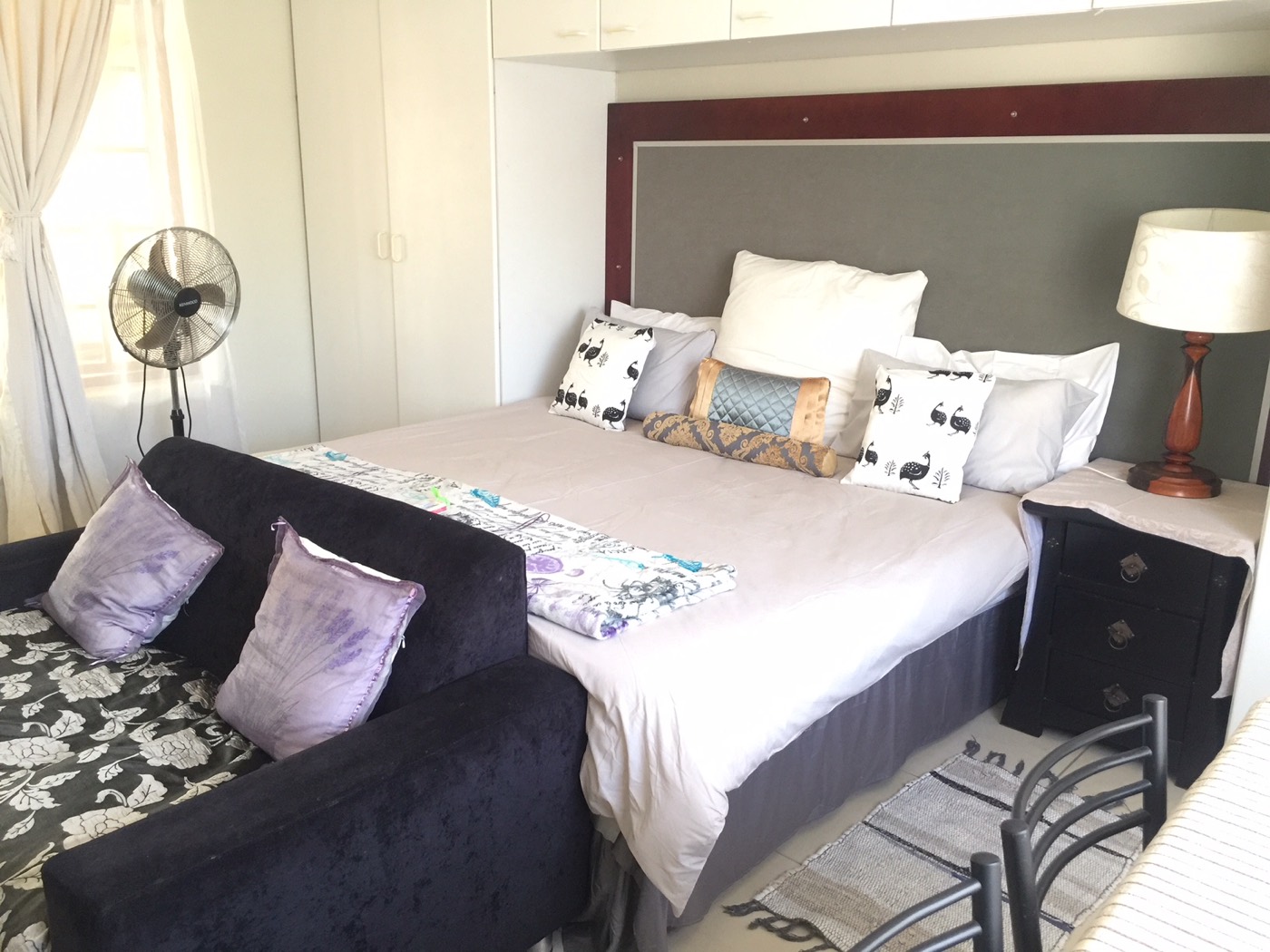 Family Flat lounge area
