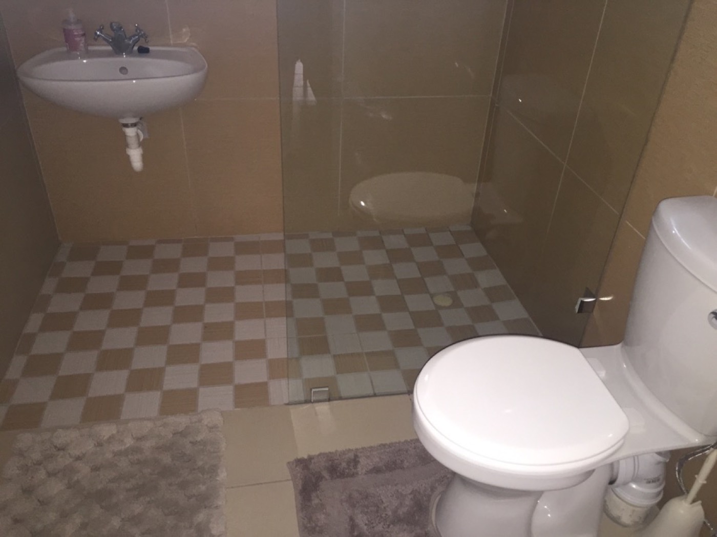 Pool Room bathroom with walk-in shower